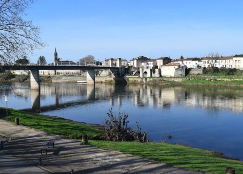 "Auf den Spuren von Robin" die Dordogne in Sainte-Foy-La-Grande