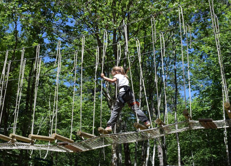 Des-chênes-toi Aventure - Escalada de árboles