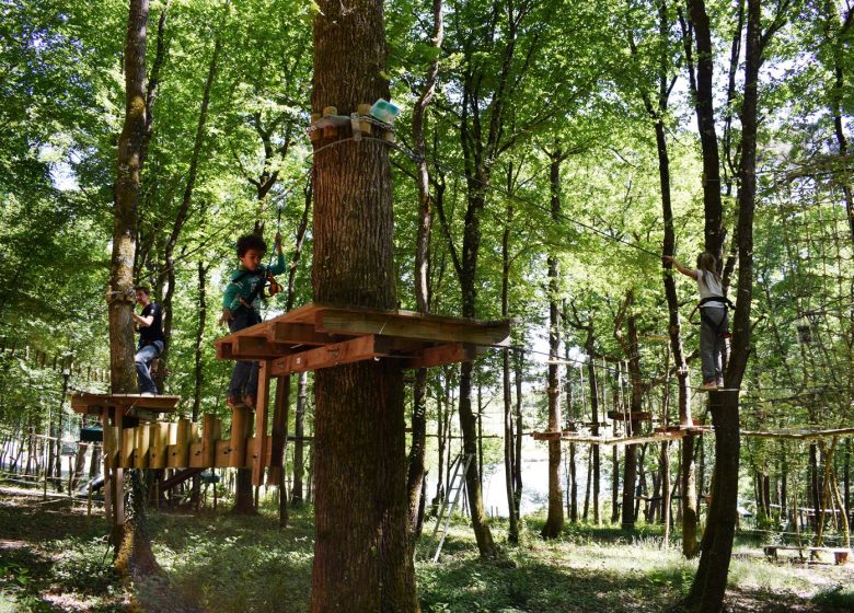 Des-chênes-toi Aventure - Escalada de árboles