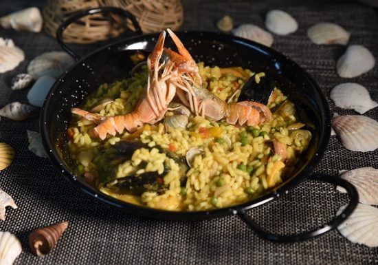 Soirée paëlla par La Roquille en fêtes
