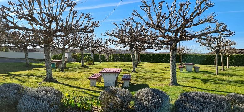 Rathaus von Auriolles